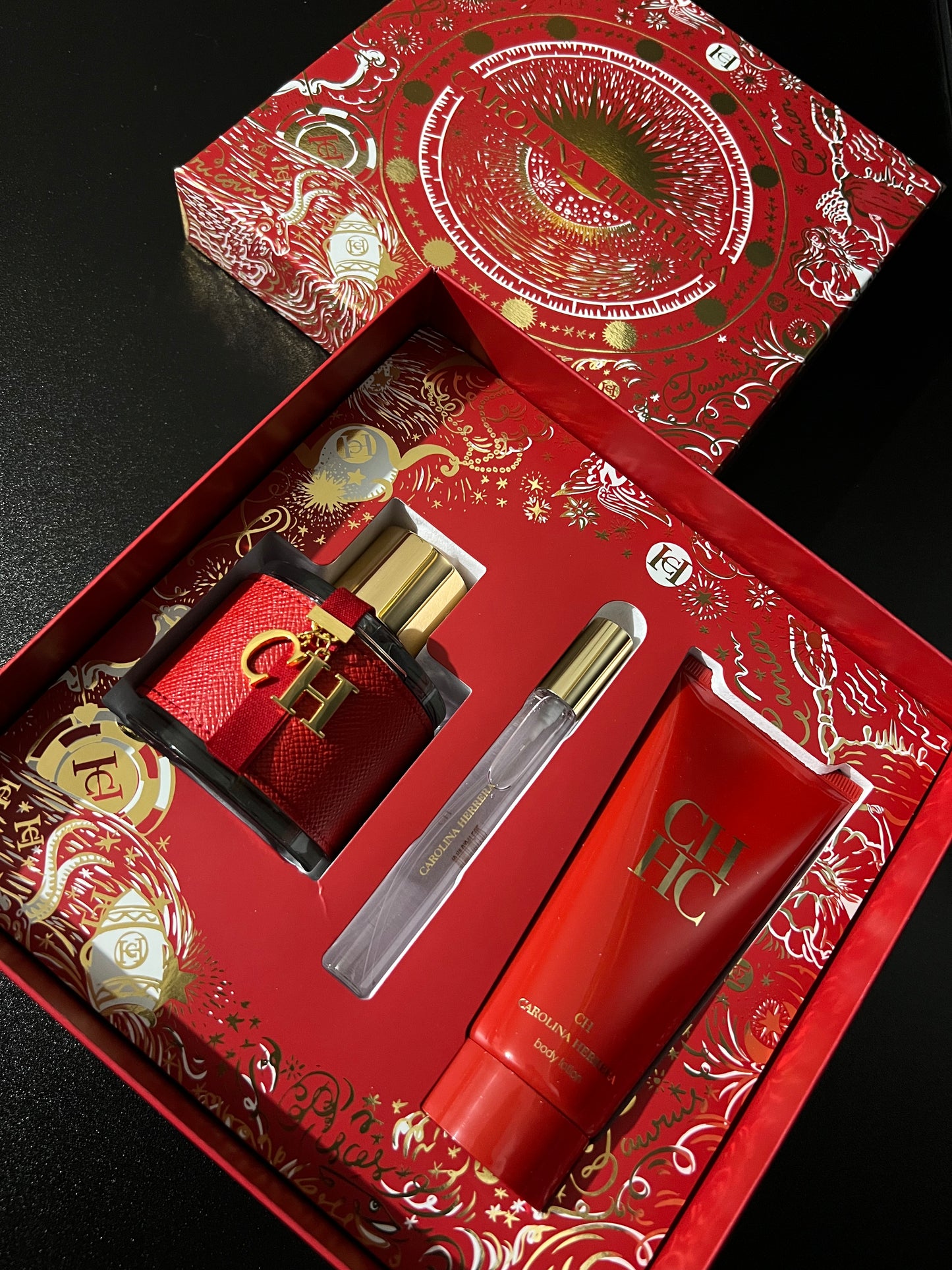CH CAROLINA HERRERA
