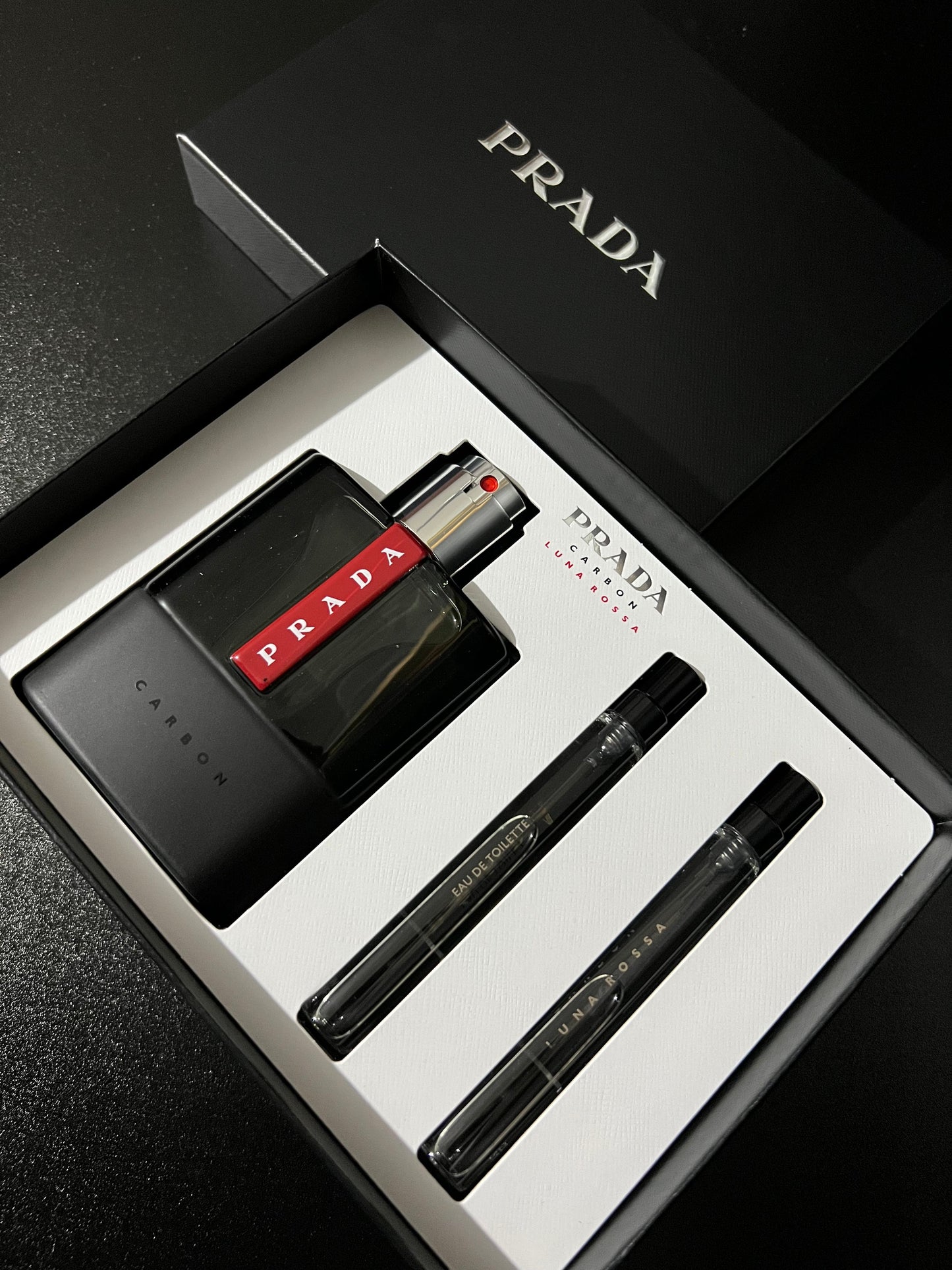 CARBON LUNA ROSSA PRADA