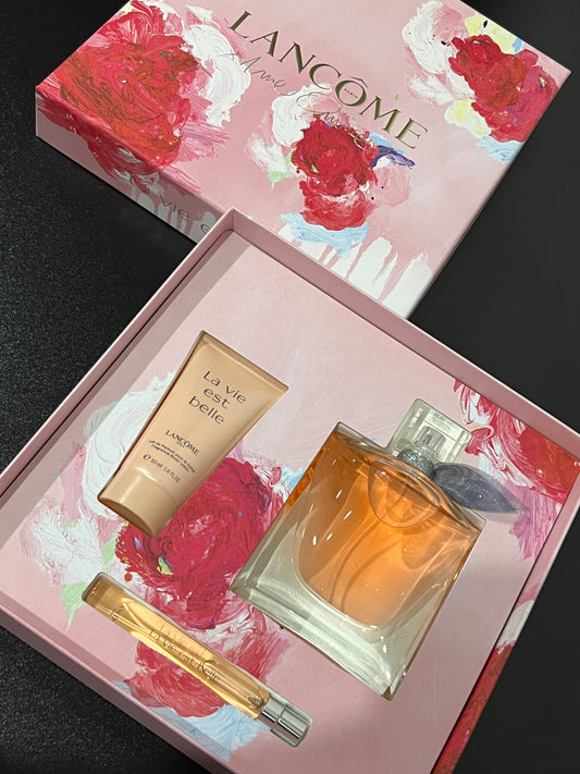 LA VIE EST BELLE LANCOME
