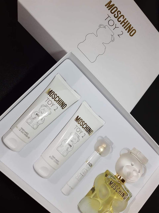 MOSCHINO TOY 2