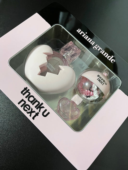 THANK U NEXT ARIANA GRANDE