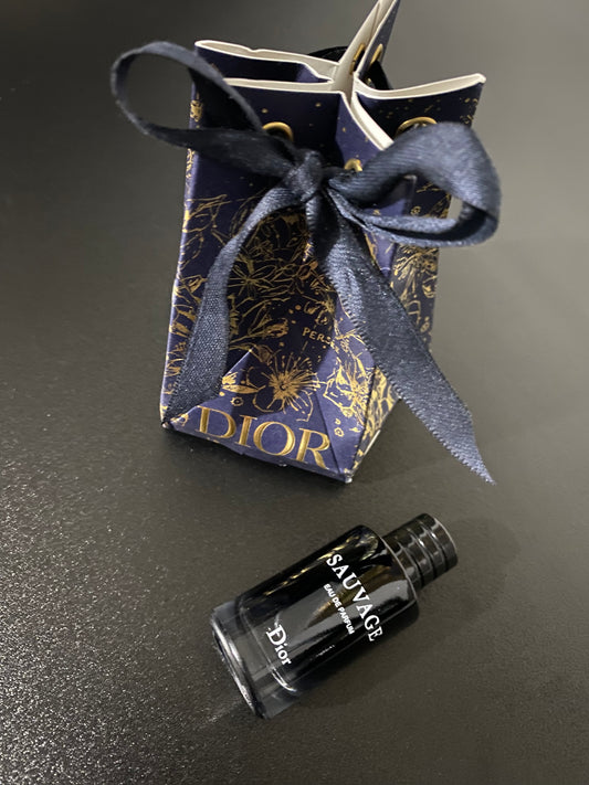 MINI CHRISTIAN DIOR SAUVAGE NAVIDAD EAU DE PARFUM