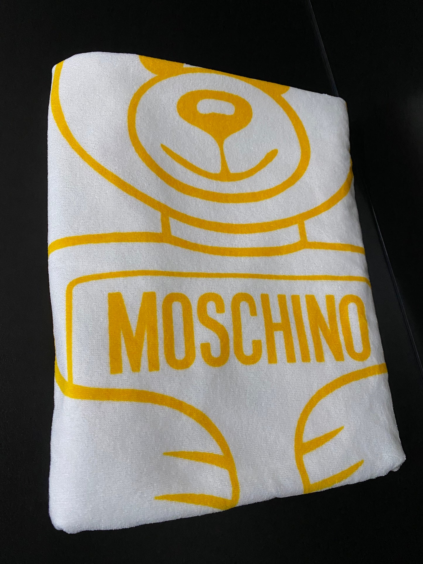 TOALLA MOSCHINO