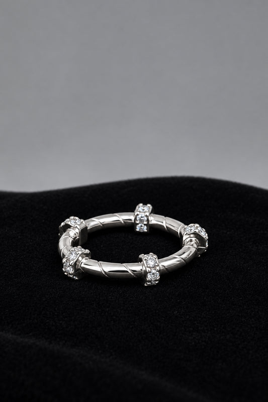 Anillo clavo