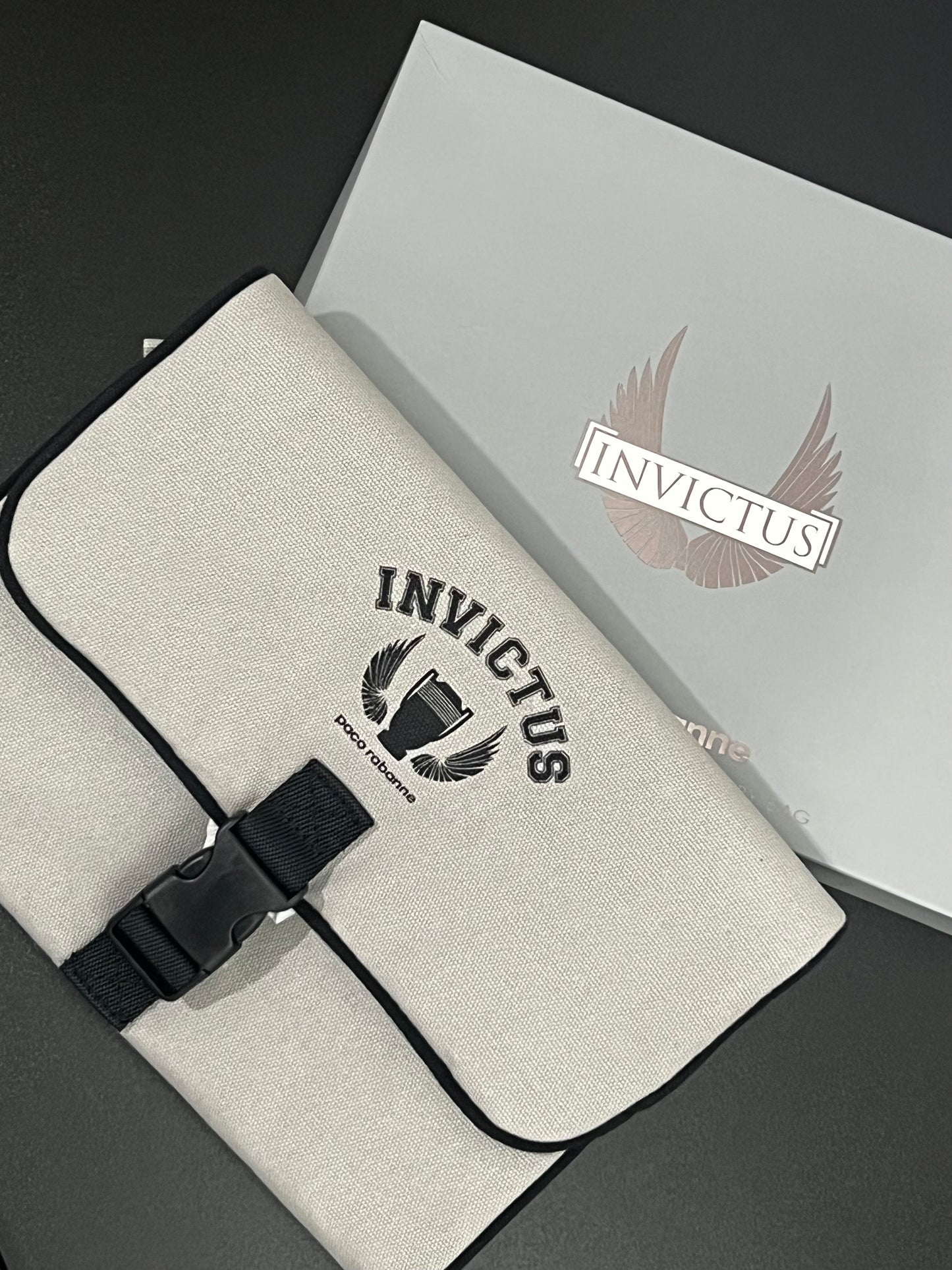 NECESER INVICTUS PACO RABANNE
