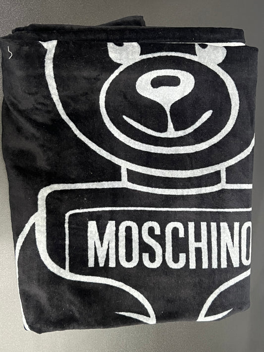 TOALLA MOSCHINO