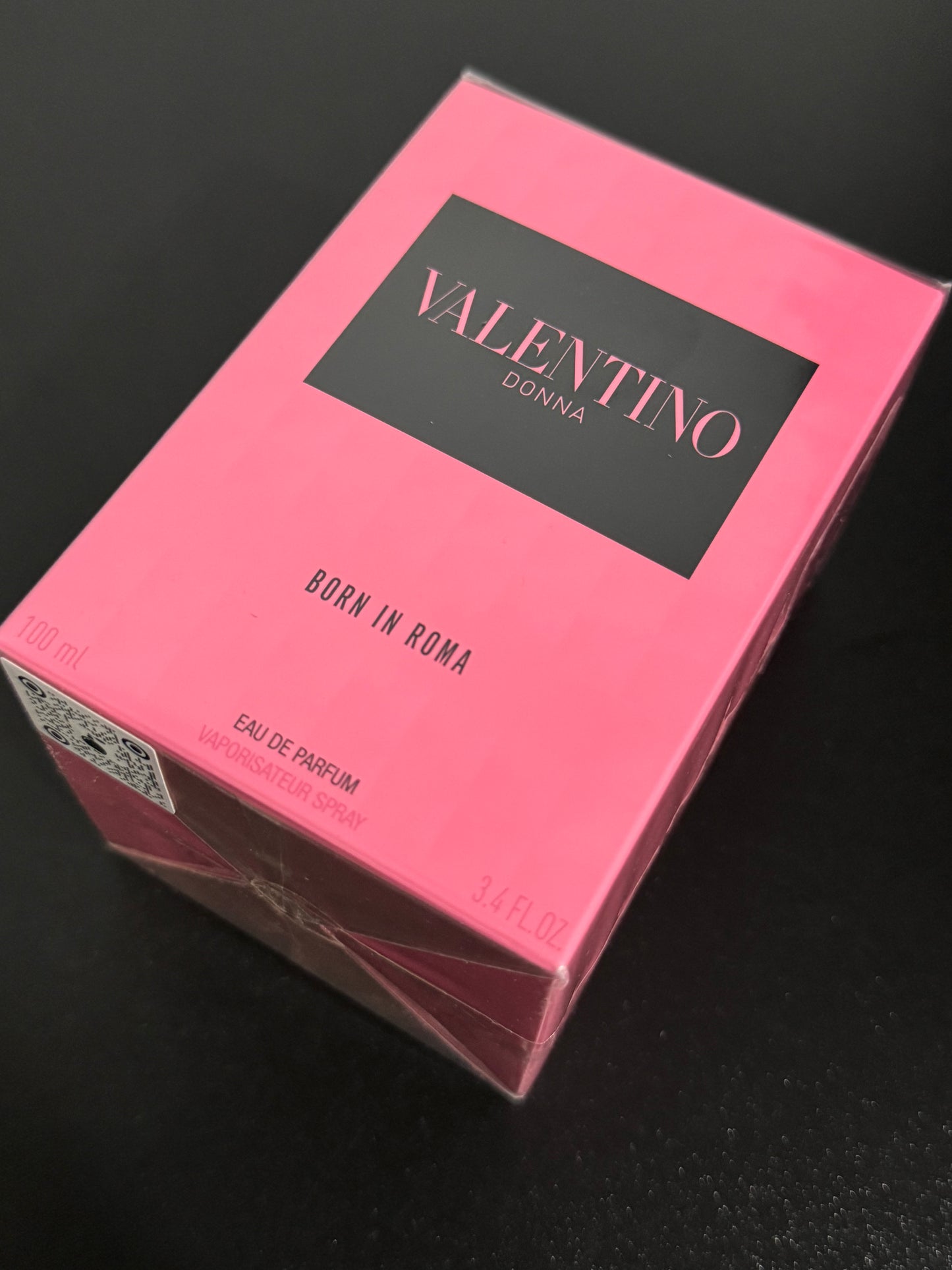 Valentino Donna Born In Roma