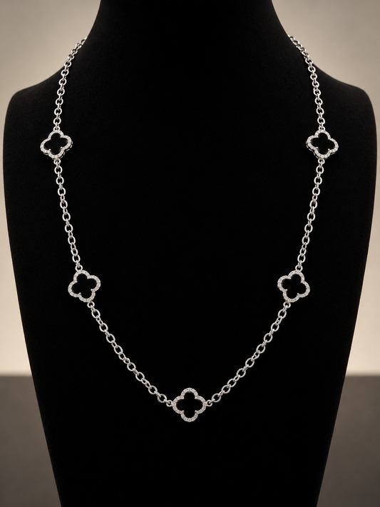 Gargantilla Van Cleef.