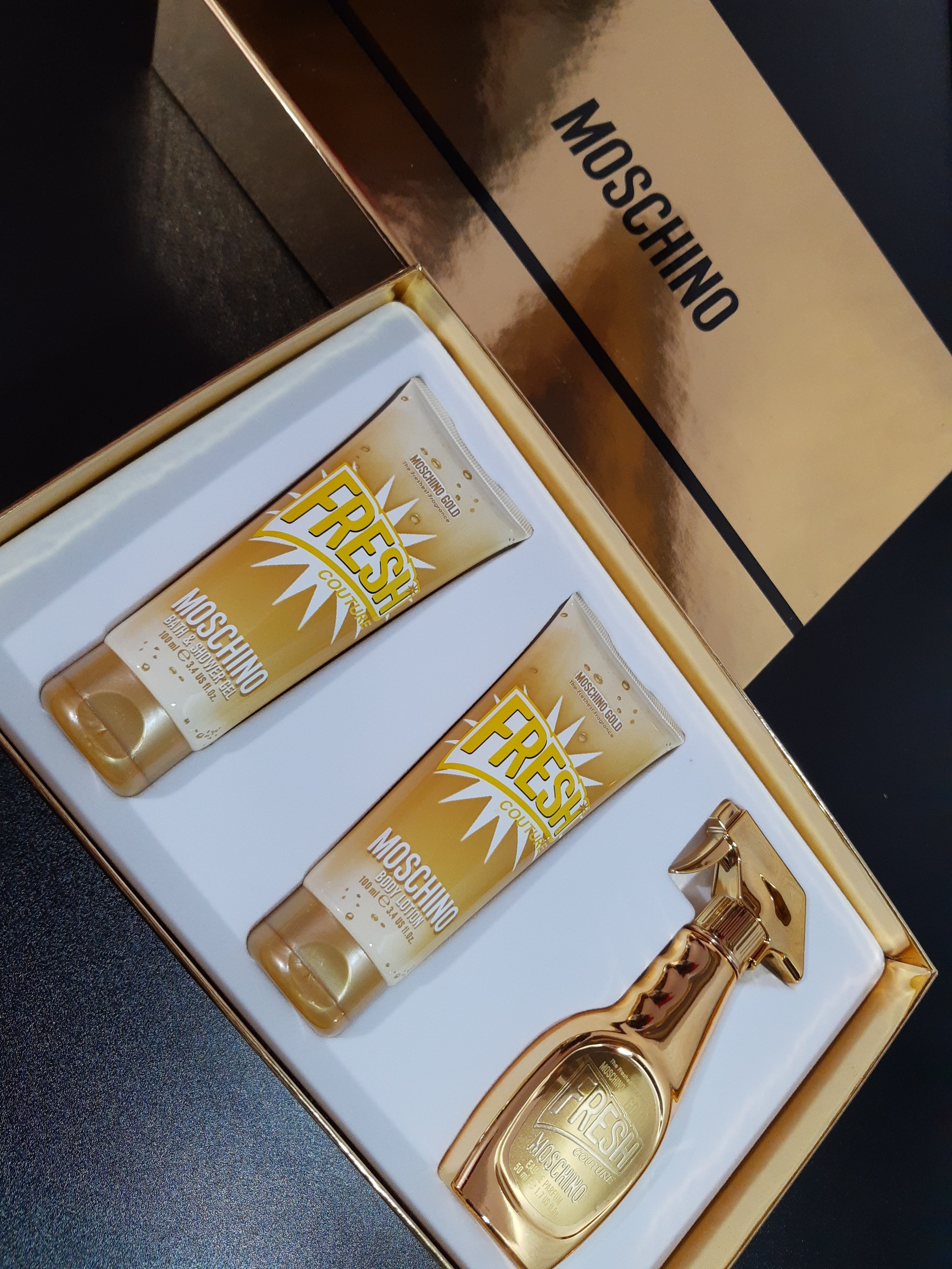 Moschino gold fresh couture 2025 gift set